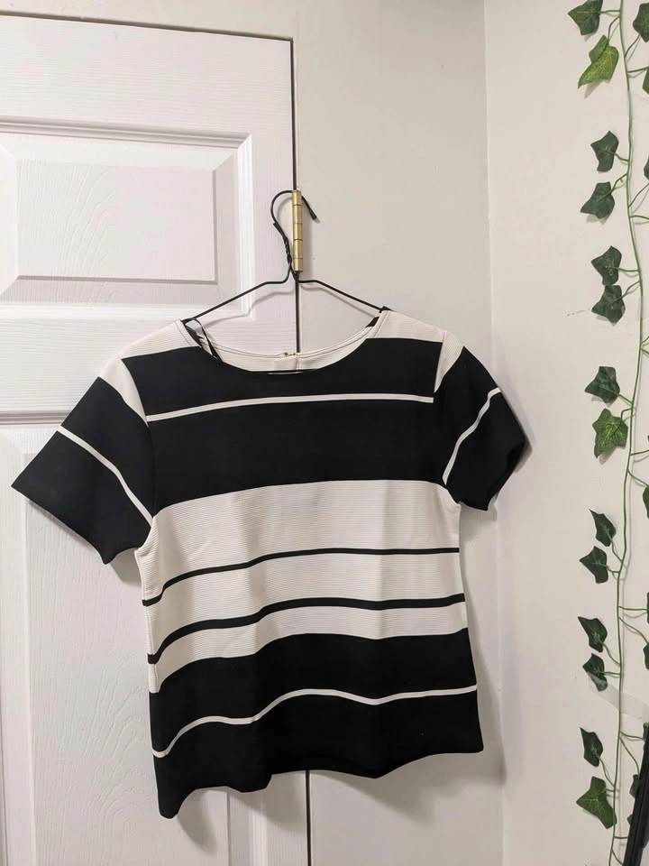 Women's tops