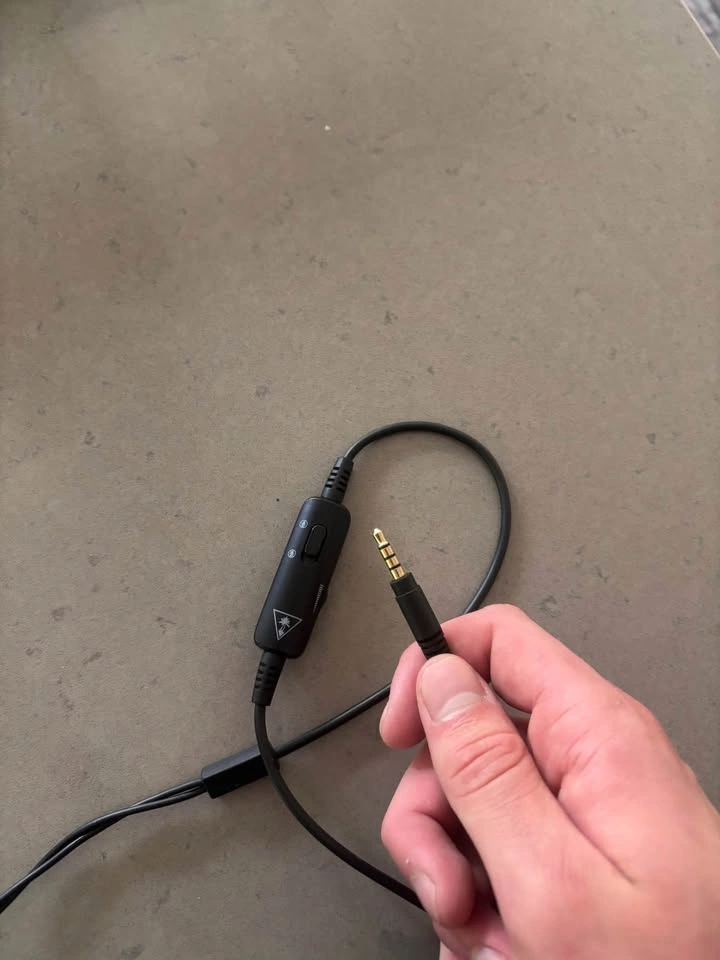 Turtle Beach wired headphones - photo 3