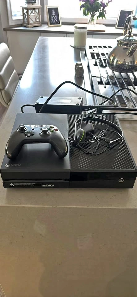 Xbox one with controller