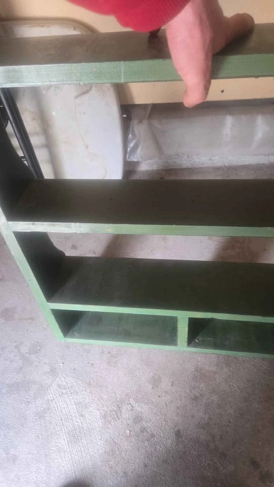 Green Wooden Wall Shelf - photo 2