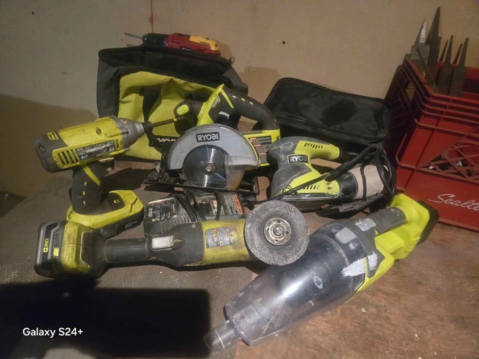 Ryobi ONE+ 18V Cordless Power Tool Set - photo 2