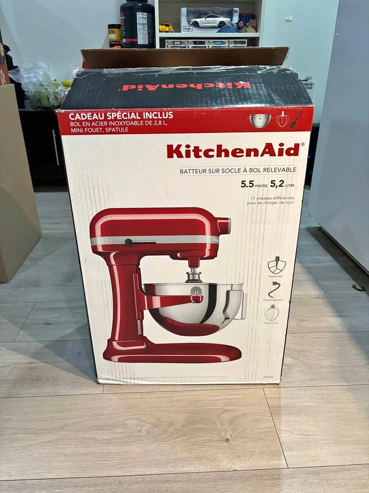 KitchenAid 5.2L Mixer - BNIB