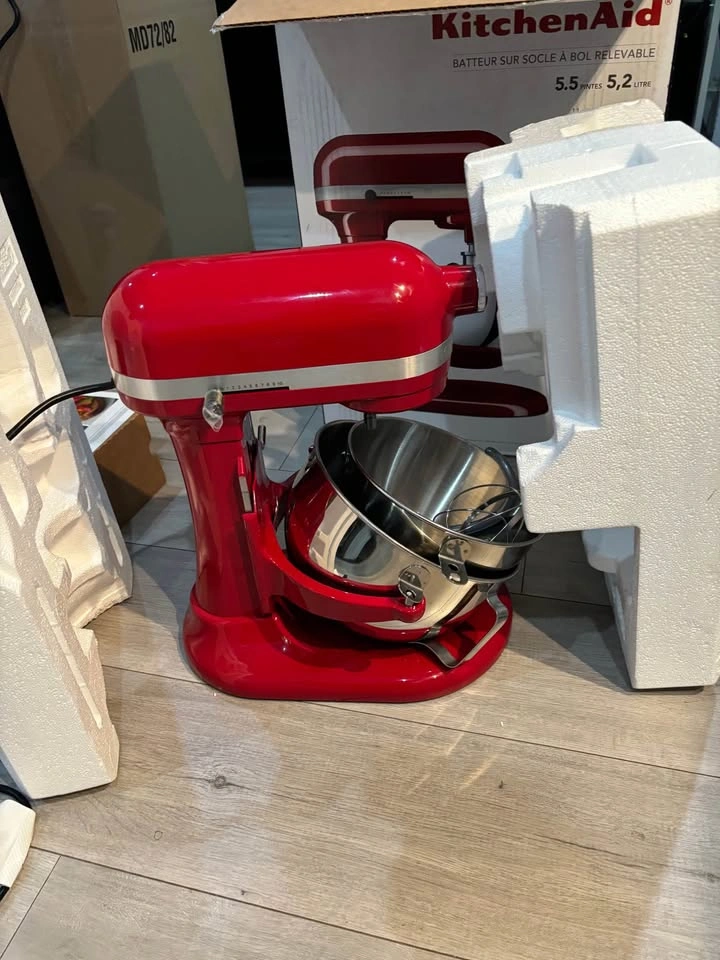KitchenAid 5.2L Mixer - BNIB - photo 3