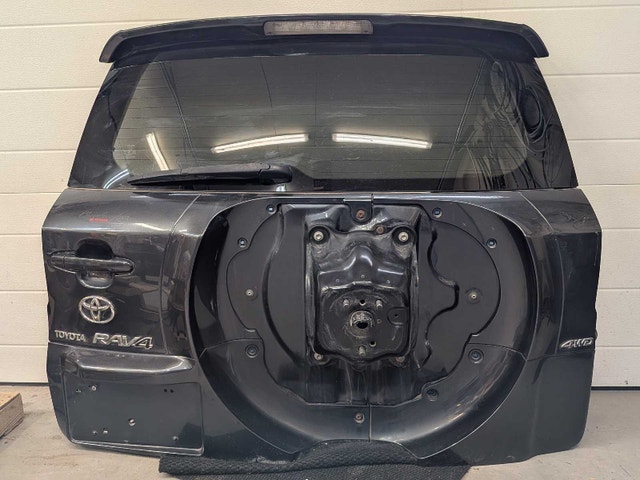 RAV4 3rd Gen Trunk Door 2006 thru 2012