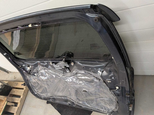 RAV4 3rd Gen Trunk Door 2006 thru 2012 - photo 4