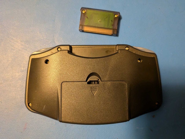 GBA multi game console - photo 2