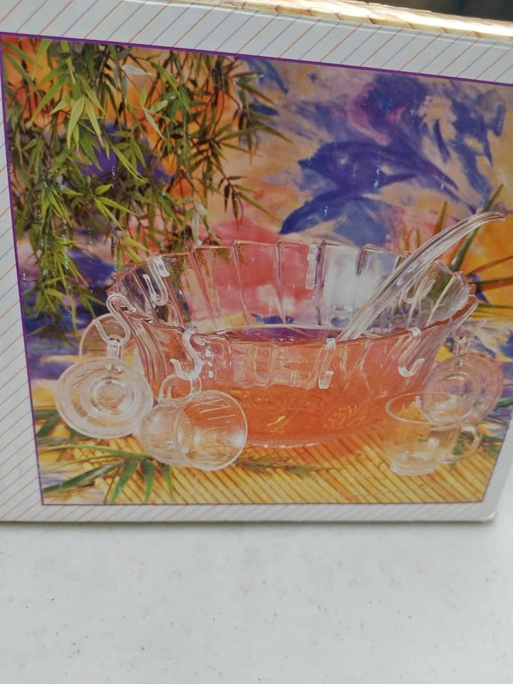 18 piece Glass punch bowl set. Priced low for quick sale.