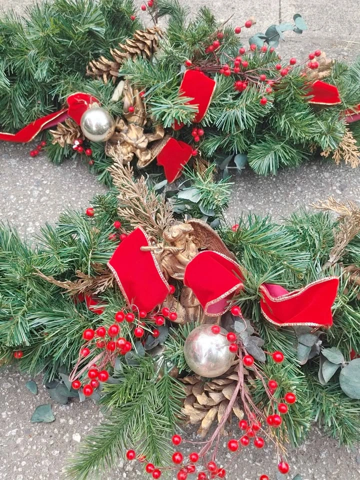 Quality, wide, sturdy Christmas garland. Two 6 ft pieces.
