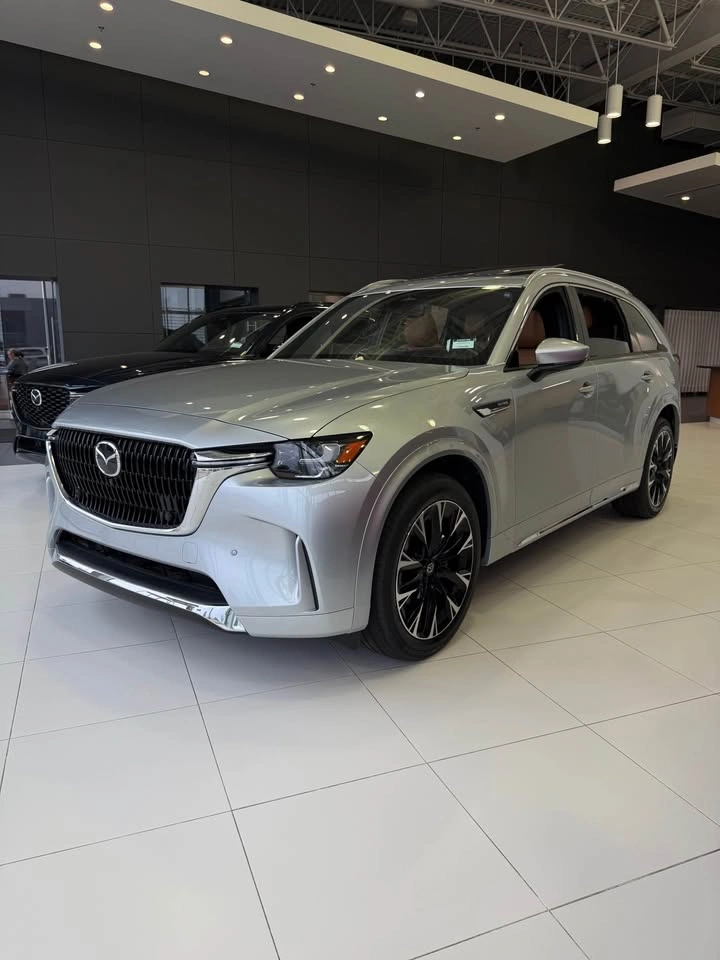 2025 Mazda CX-90 Signature - photo 2