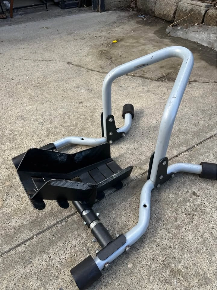 Smart Motorcycle Chock - photo 4