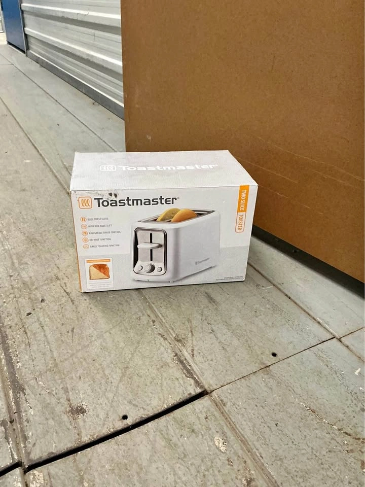 Toastmaster Two Slice Toaster