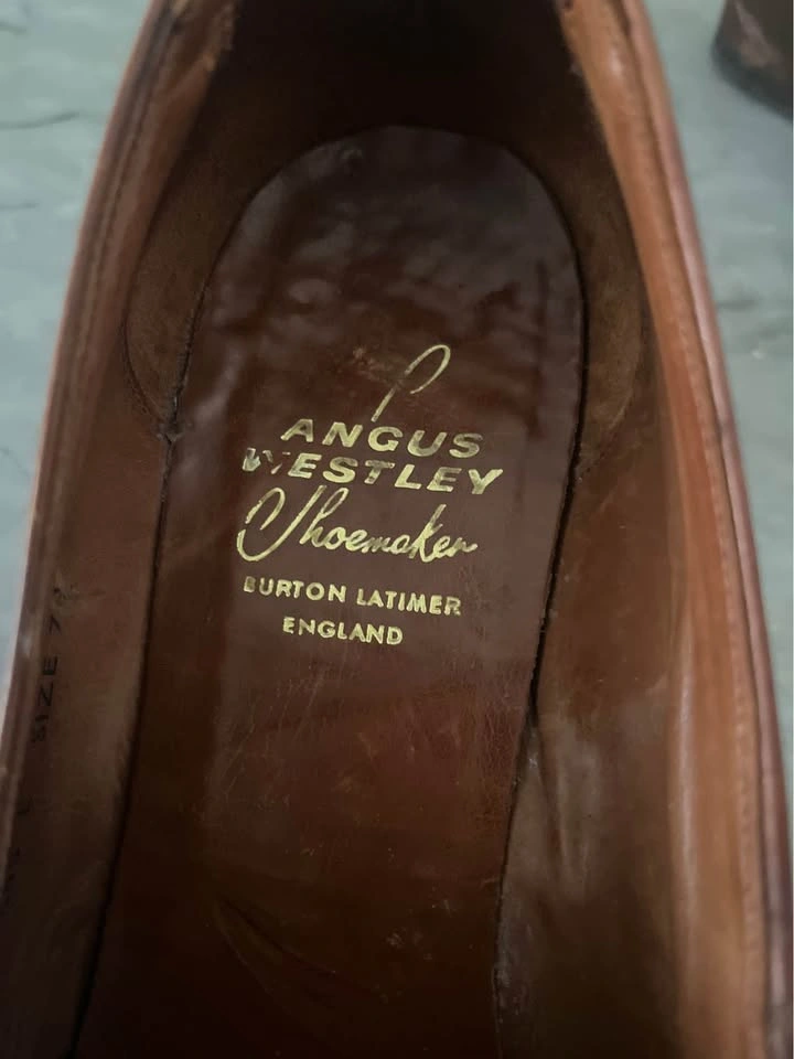 Vintage Women’s Angus Westley Slip on Leather Shoes (size 9) - photo 3
