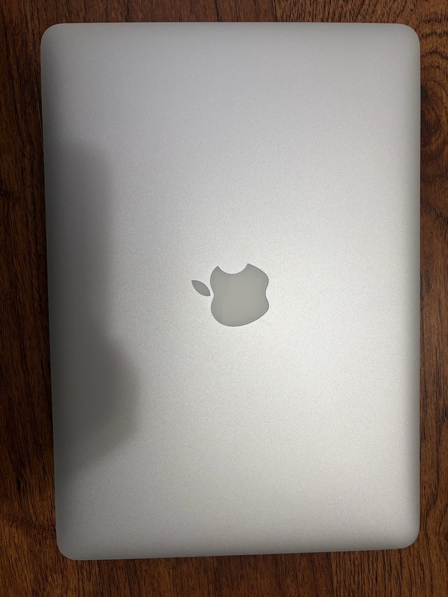 Apple MacBook Air