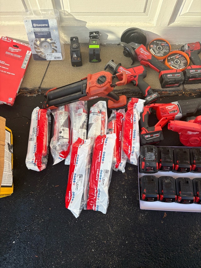 Milwaukee and Hilti Power Tool Lot