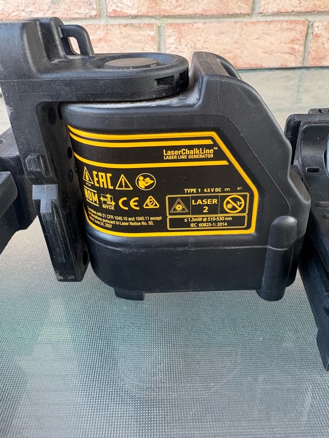 DeWalt LaserChalkLine Laser Line Generator