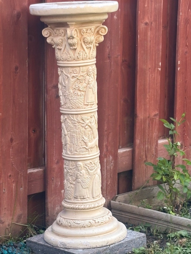 Garden Pedestal