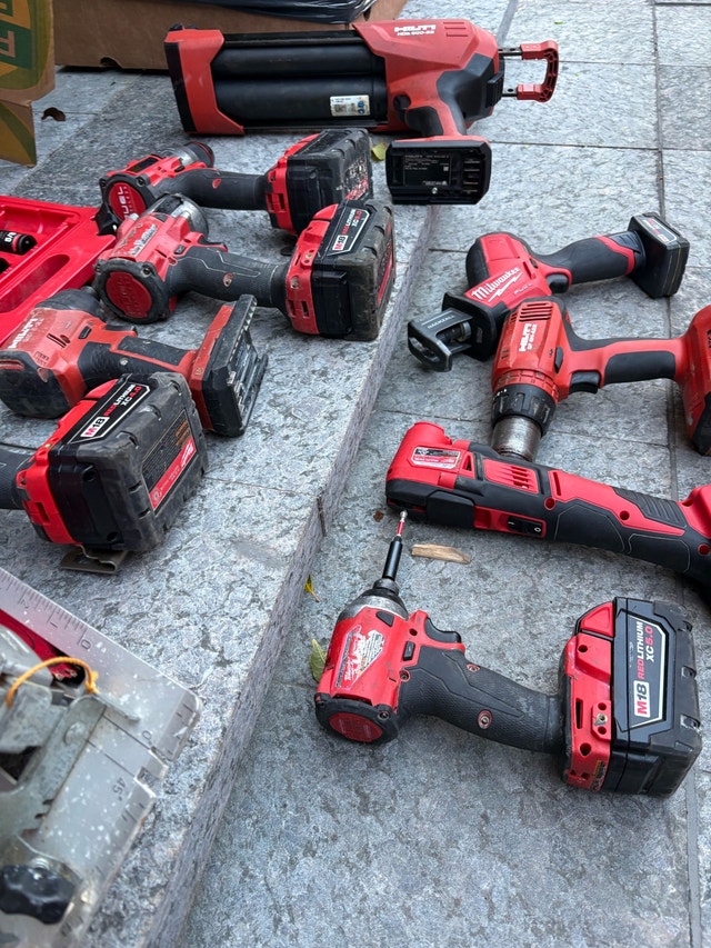 Milwaukee Power Tools - photo 2