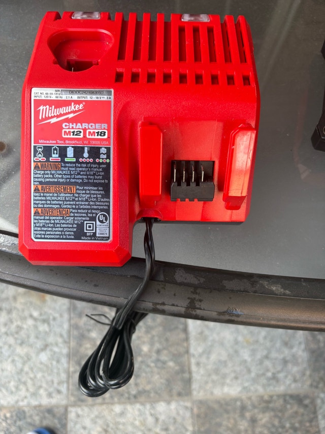 Milwaukee Impact Driver - photo 3