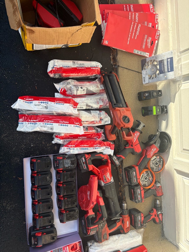 Milwaukee Tools - photo 2