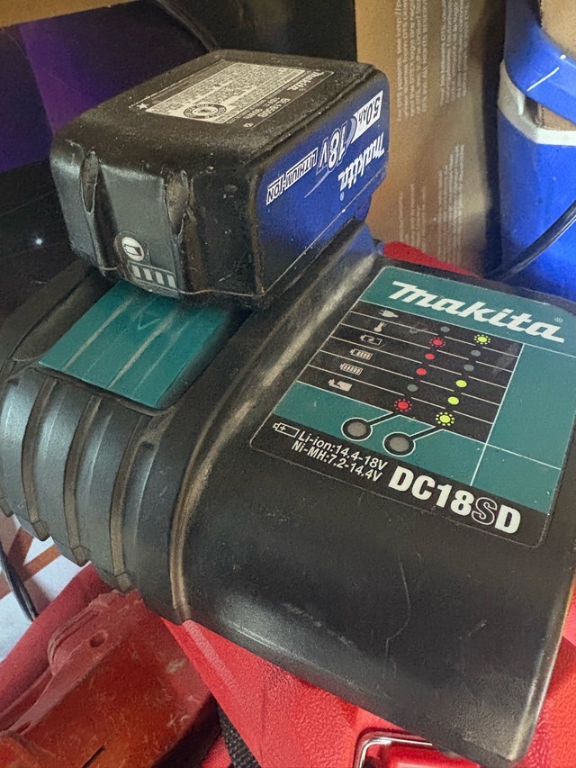 Makita Battery and Charger