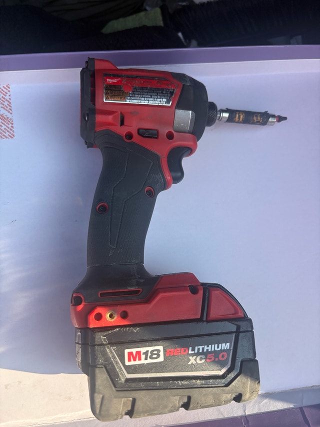 Milwaukee M18 Fuel Impact Driver - photo 3