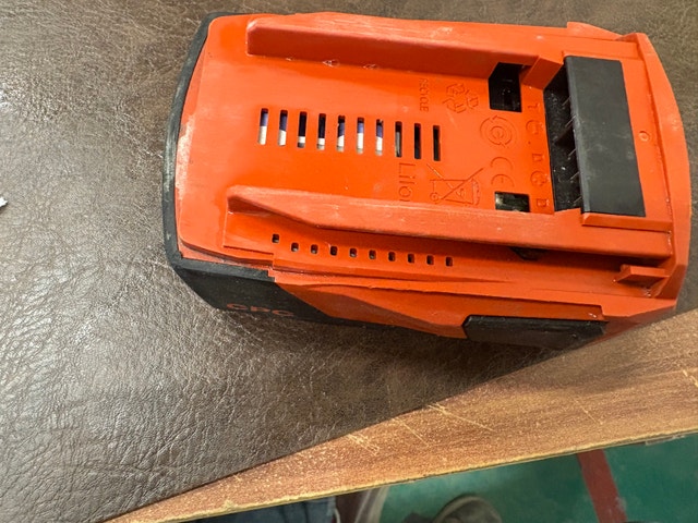 Hilti C 4/36-90 Charger - photo 4