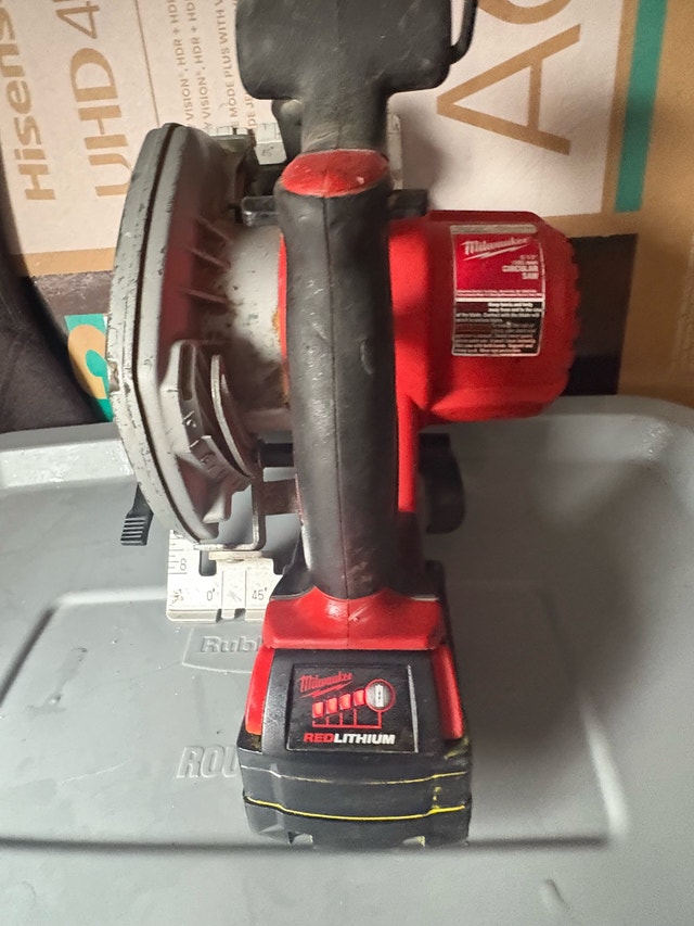 Milwaukee Circular Saw