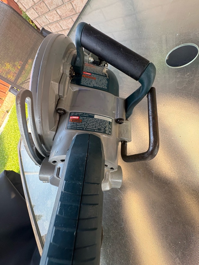 Bosch Circular Saw - photo 2