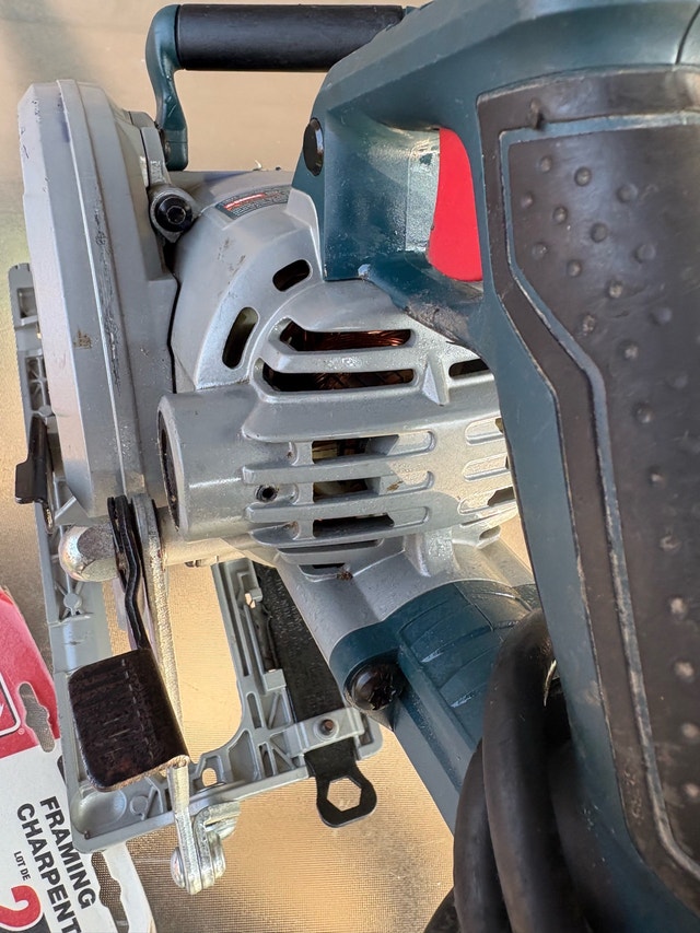 Bosch Circular Saw - photo 5