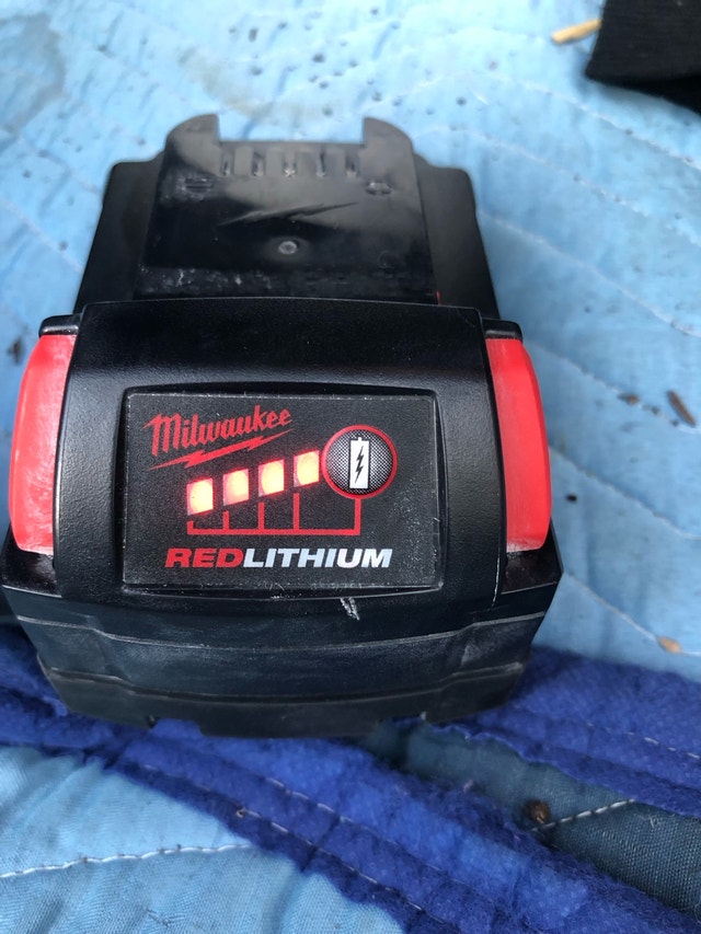 Milwaukee M18 Battery - photo 3