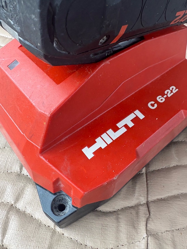 Hilti C 6-22 Charger