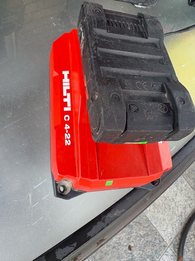 Hilti C 6-22 Charger - photo 3