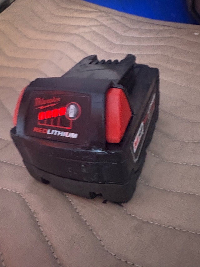 Milwaukee M18 Battery - photo 3