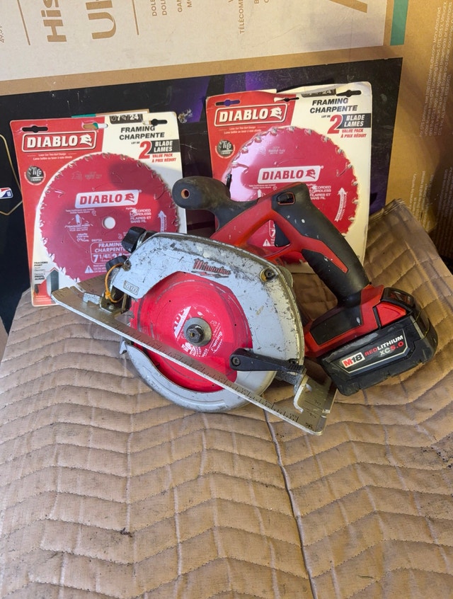 Hilti Rotary Hammer Drill - photo 2