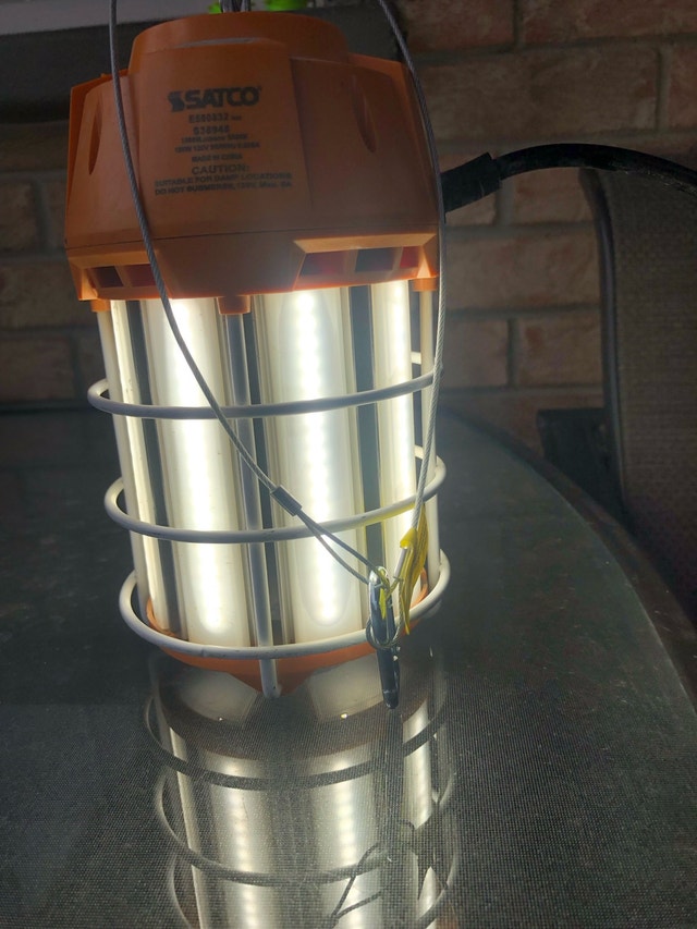 Satco Work Light