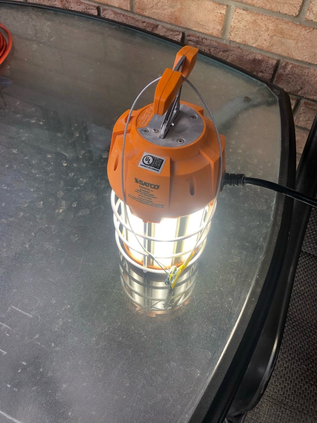 Satco Work Light - photo 4