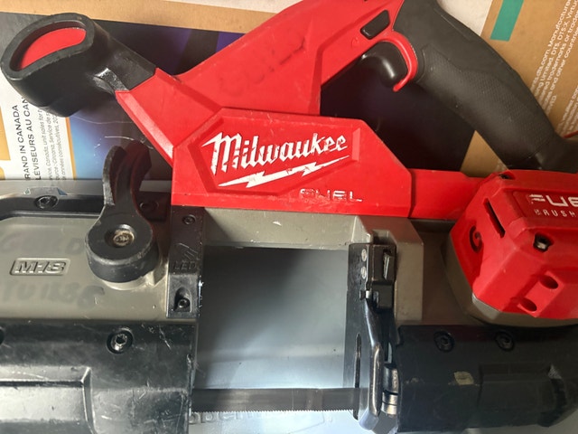 Milwaukee Band Saw - photo 5