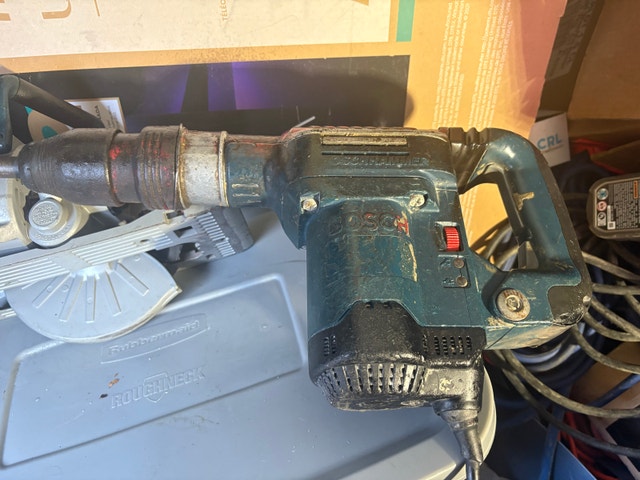 Bosch Hammer Drill - photo 3