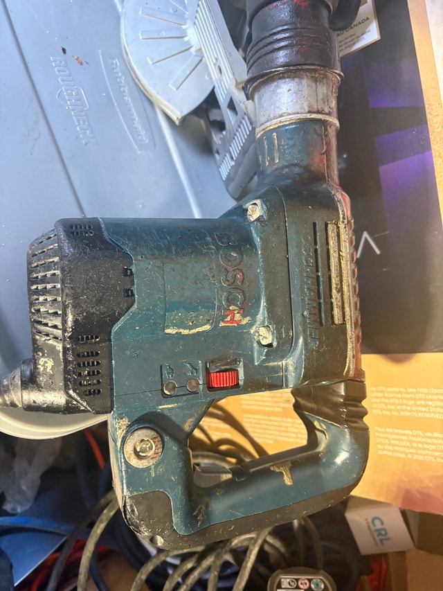 Bosch Hammer Drill - photo 4