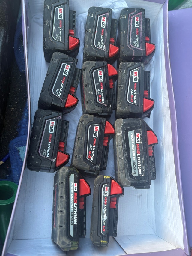 Milwaukee M18 Batteries - photo 4