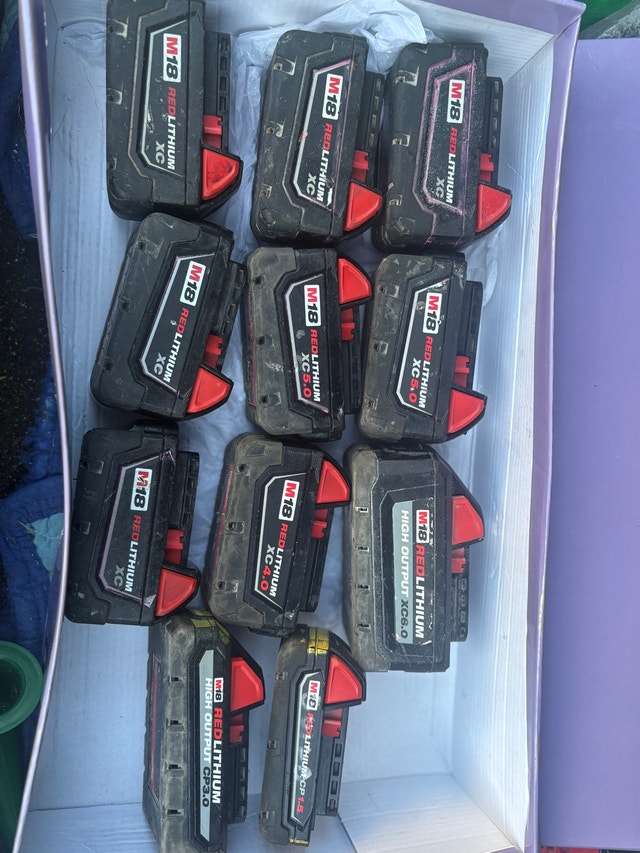 Milwaukee M18 Batteries - photo 5