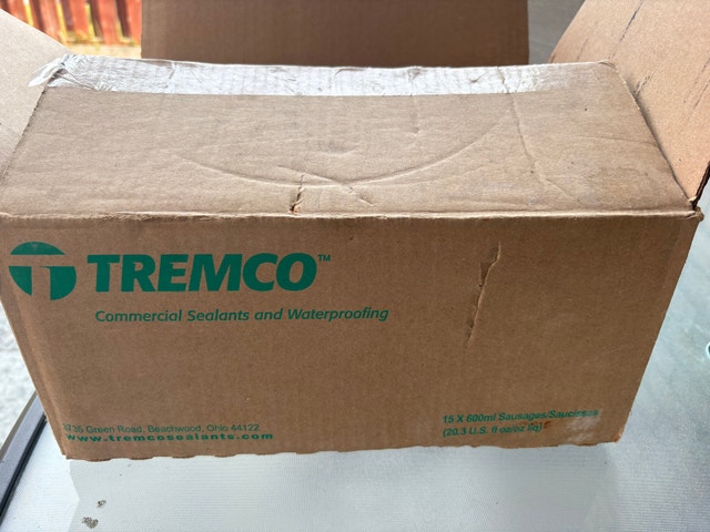 Tremco Dymonic FC Sealant - photo 2