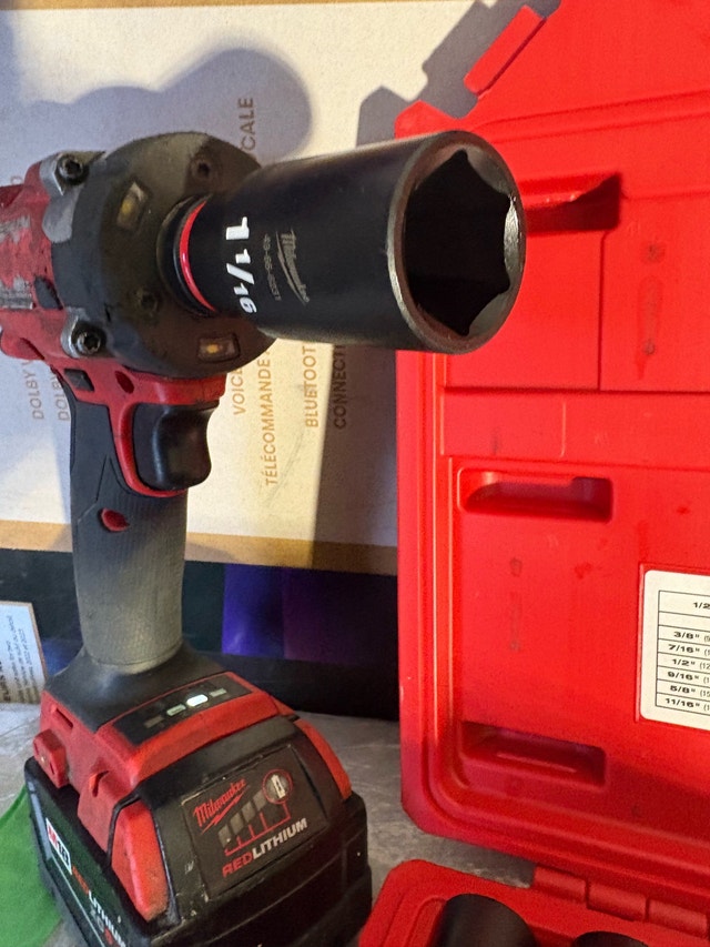 Milwaukee Impact Wrench