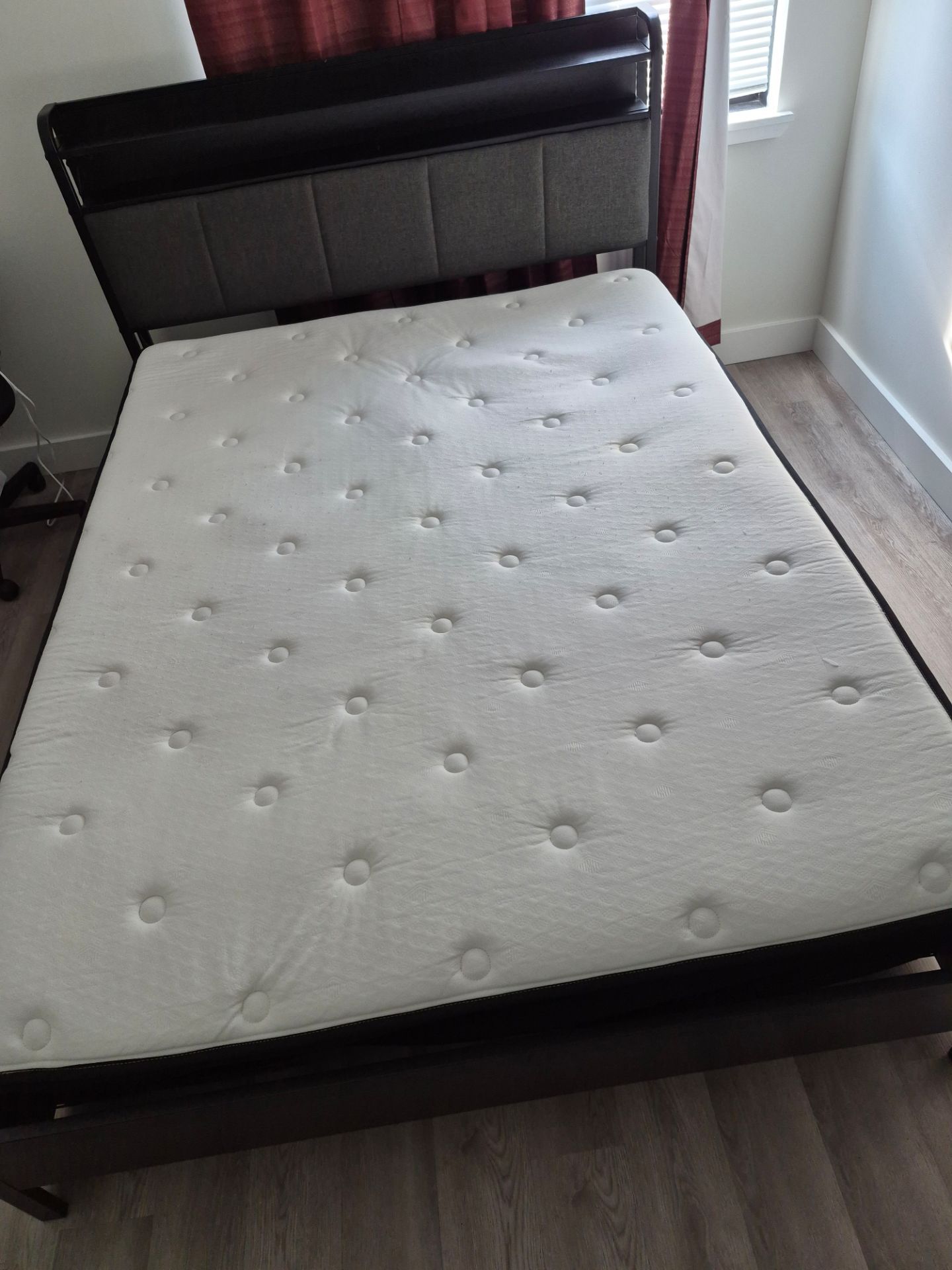 Perfect Condition Bed Frame + Mattress Combo - photo 2