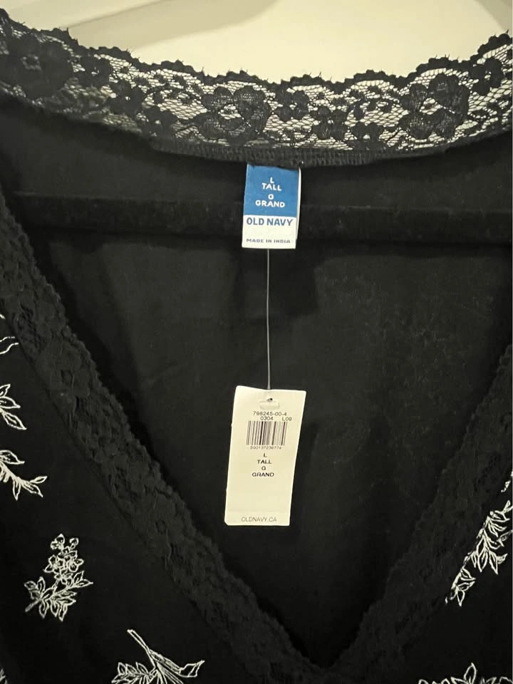 Old Navy Fit & Flare Crepe Lace-Trim Mini Dress - photo 4