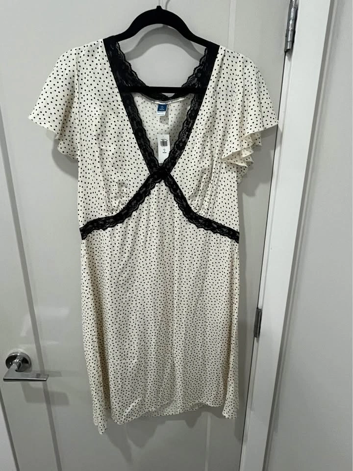 Old Navy Fit & Flare Crepe Lace-Trim Mini Dress - photo 2
