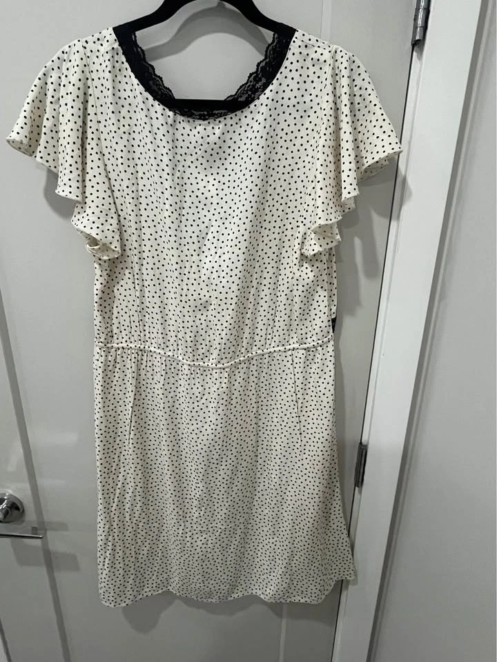Old Navy Fit & Flare Crepe Lace-Trim Mini Dress - photo 3