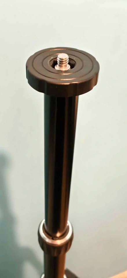 Metal tripod - photo 3