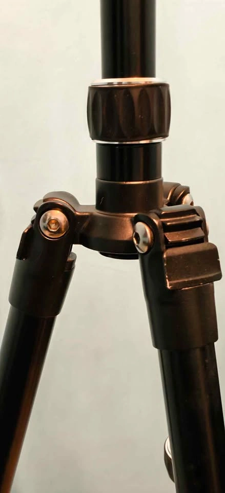 Metal tripod - photo 5