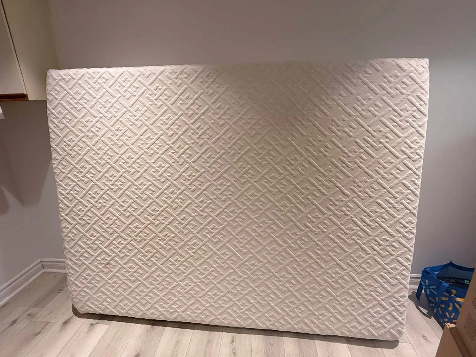 Queen Size Mattress - photo 2